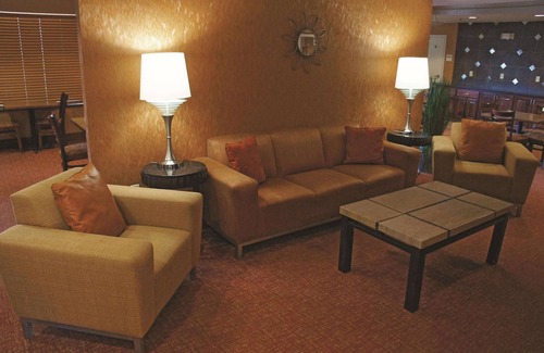 Bismarck Hotel | La Quinta Inn & Suites by Wyndham Bismarck