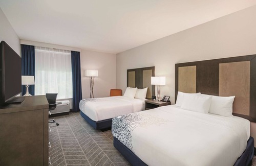 Opelika Hotel | La Quinta Inn & Suites by Wyndham Opelika Auburn