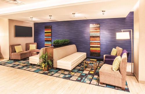 Duluth Hotel | La Quinta Inn & Suites by Wyndham Duluth