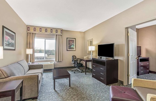 Biloxi Hotel | La Quinta Inn & Suites by Wyndham Biloxi
