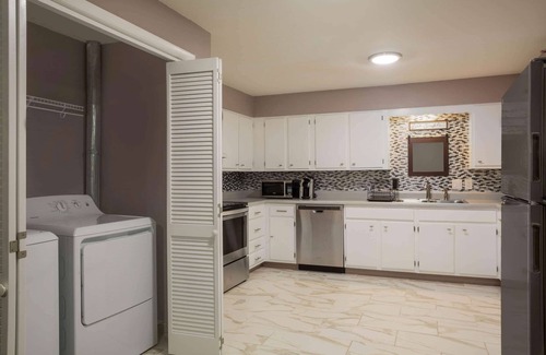 Branson Theater District Hotel | La Quinta Inn & Suites by Wyndham Branson