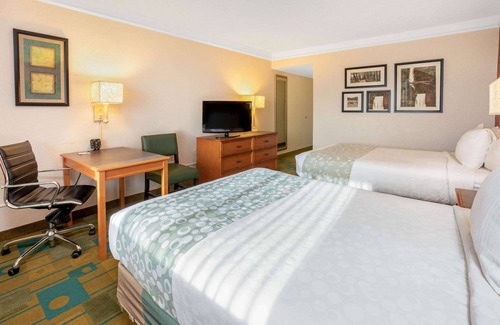SeaTac Hotel | La Quinta Inn & Suites by Wyndham Seattle Sea-Tac Airport