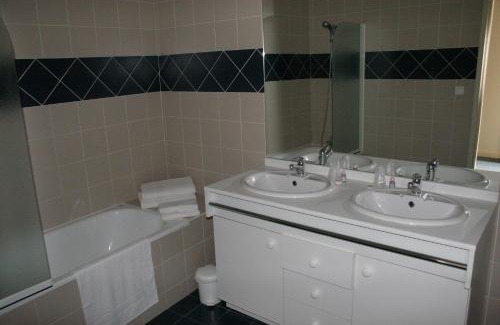 Rennes-les-Bains Bed & Breakfast | La résidence des bains forts