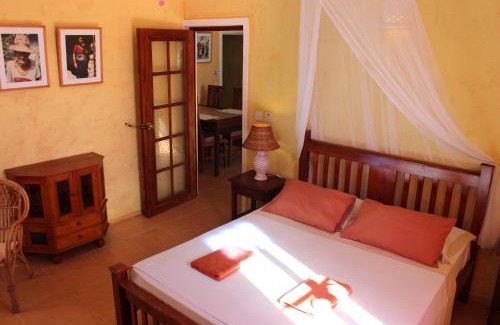 La Gaulette Bed & Breakfast | La Reine Creole
