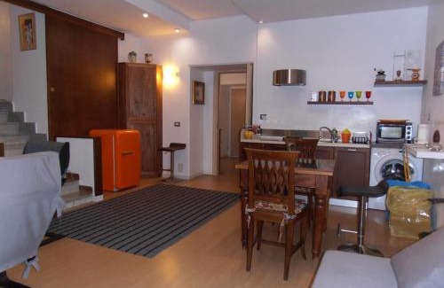 Historical Center Apartment | La Residenza Napoli Chiaia short let Apartment Superior Via Chiaia 82
