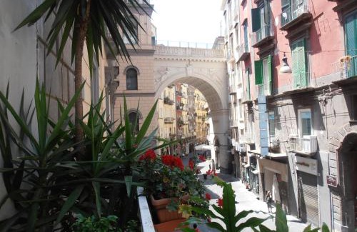 Historical Center Apartment | La Residenza Napoli Chiaia short let Apartment Superior Via Chiaia 82