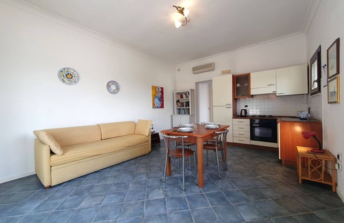 Plemmirio Apartment | La Rosa by Interhome