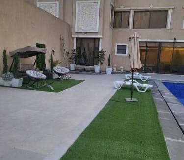 Sweimeh Ski Chalet | La Seema sea view chalet