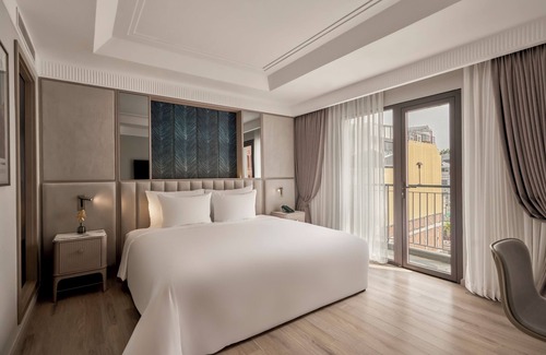 Downtown Ho Chi Minh City Hotel | La Siesta Premium Saigon Central
