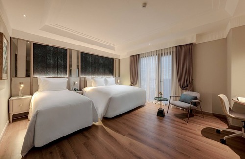 Hoan Kiem Hotel | La Siesta Premium Lakeside