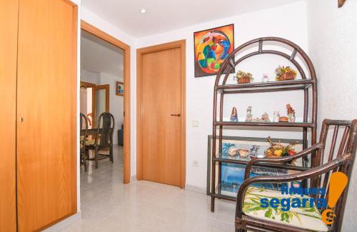 El Roc de Sant Gaieta Apartment | La Sinia 2