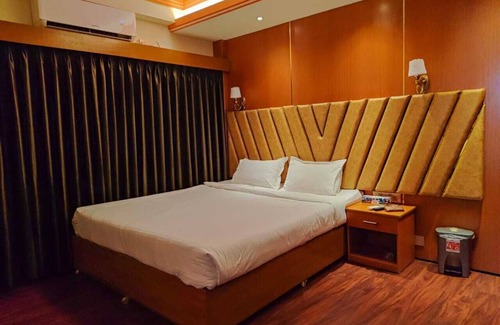Uttara Hotel | La Sky Dhaka