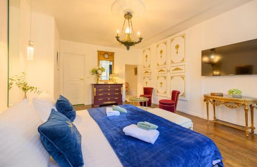 Sedan Bed & Breakfast | LA SUITE de NOTRE DAME au pied du CHATEAU FORT