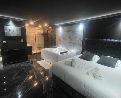 Saint-Jacques - Saint-Roch Apartment | La Suite Prestige Jacuzzi,Sauna,Netflix,Disney