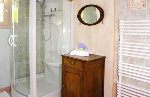 Pont-Melvez Bed & Breakfast | La Suite Supérieur, Demeure de la Vendémière, Côtes d'Armor, Brittany