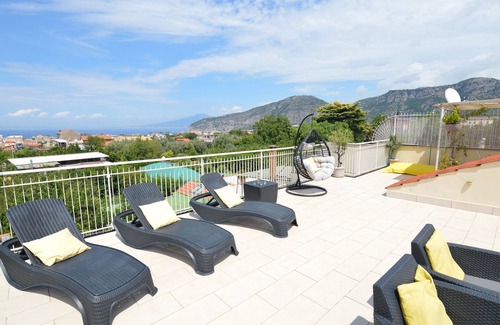 Sant'Agnello House | La Terrazza Family Holidays