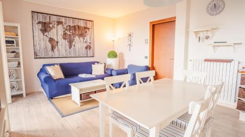 Polpenazze del Garda Apartment | La Terrazza sul Lago - Italian Homing