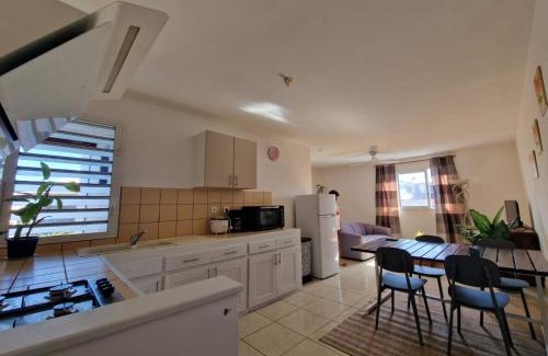 Saint-Pierre De La Reunion Apartment | La Tierra Santa