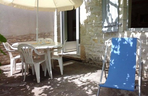 Creysse House | LA TOUR - CREYSSE - Gîte