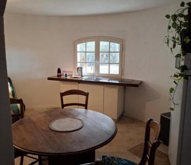 Beziers House | La Tour