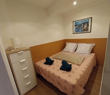 Saint-Thibery Apartment | La Treille