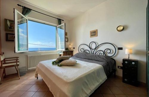 Borgio Verezzi Villa | La Tua Villa Sul Mare [Vista Aperta - Free Parking - WIFI ]