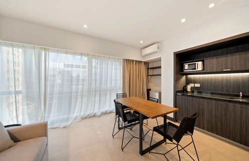 Buenos Aires Central Business District Condo | La Vie Suite Madero