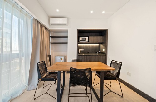 Buenos Aires Central Business District Condo | La Vie Suite Madero