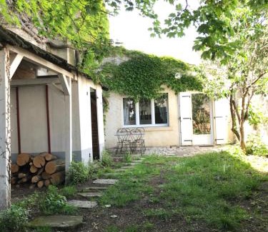 Saint-Pierre-d'Oleron House | La vigne vierge