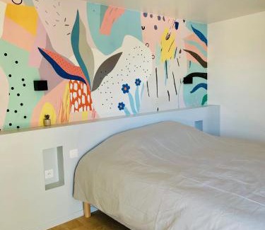 Saint-Sulpice-de-Royan Villa | La Villa Archipel Royan Suites & Pool Tennis