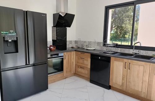 Arles Villa | La Villa du Sud, Arles Camargue