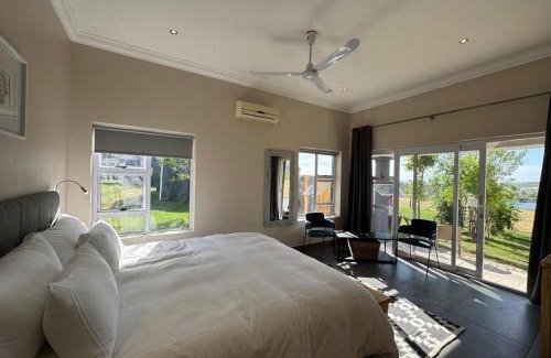 Drakenstein House | La Vita Farm Stay