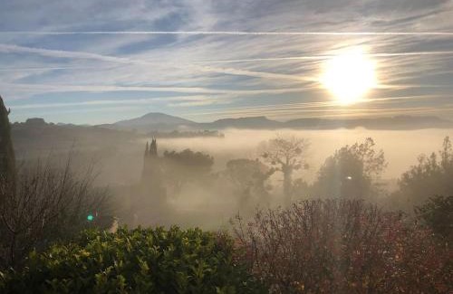 Cairanne Apartment | La vue sur le Mont Ventoux, appartement & parking