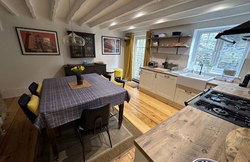South Charlton Cottage | Laburnum Cottage