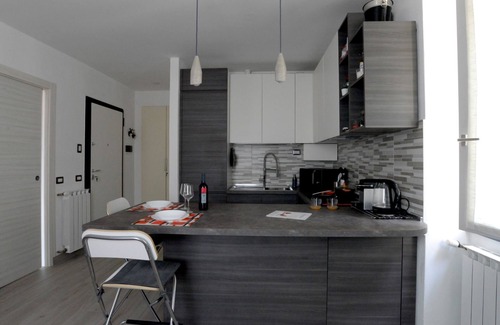 Carate Urio House | LaCasetta Como Lakeview Terrace renovated apt.