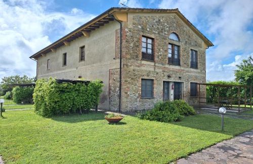 Volterra House | LaCollinaTuscany between San Gimignano and Volterra