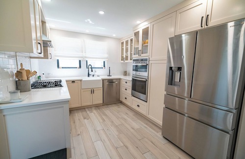 Sailboat Bend House | "Lady Wave" Updated Downtown Craftsman on Las Olas