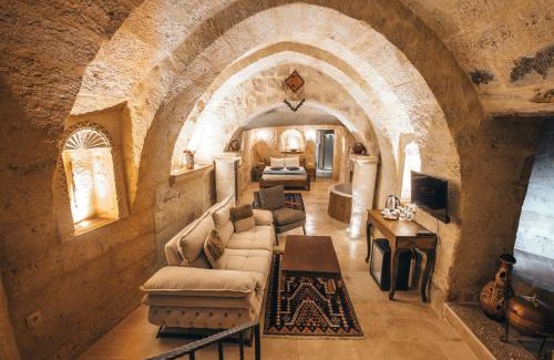Urgup Hotel | Lagania In Cave