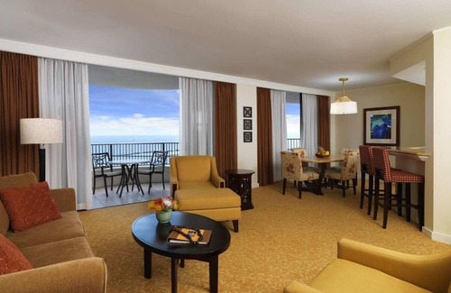 Waikiki Resort | Lagoon Tower – 2 Bedroom OceanView