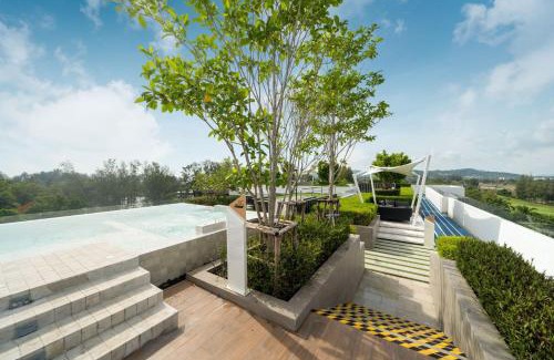 Bang Tao Apartment | Laguna BangTao Beach Skypark Apartment