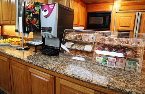 Laguna Hills Hotel | Laguna Hills Lodge