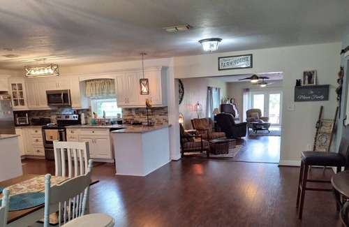 Tavares House | Lake Access Pool Home with a Dock & Great Fishing!