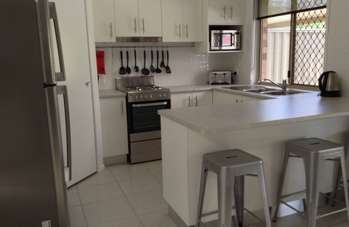 Bellara House | Lake at your back door pet friendly