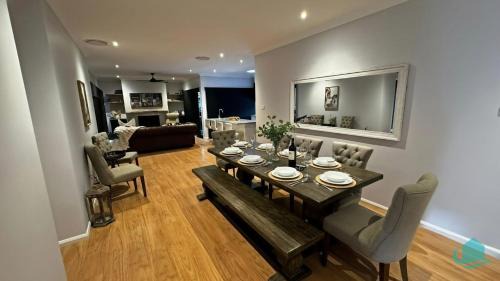 Murrays Beach House | Lake Breeze - lakeside, bushland escape, with plunge pool