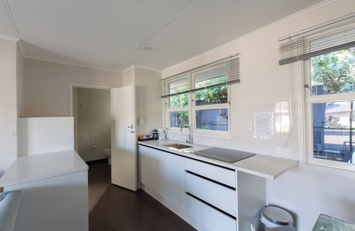 Taupo Hotel | Lake Breeze Motel
