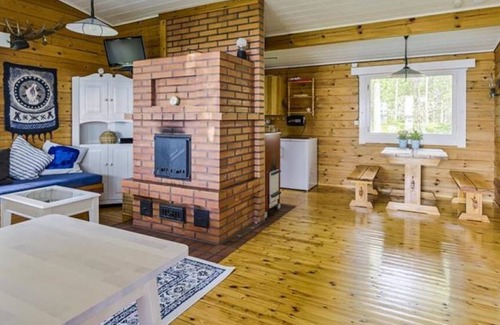 Pihtipudas Cottage | Lake cottage and Finnish sauna for nature lovers