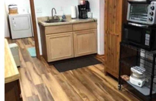 Spirit Lake Apartment | Lake Cottage of Contentment-Lower Level Apartment