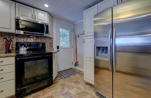 Gilmanton House | Lake Front Home on Shellcamp