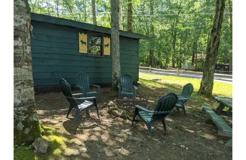 Diamond Point Cabin | Lake George Otter Cabin #20 at the Adirondack Lodge