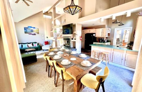 Lake Harmony House | Lake Harmony 4bdrm Ski pool hot tub lake